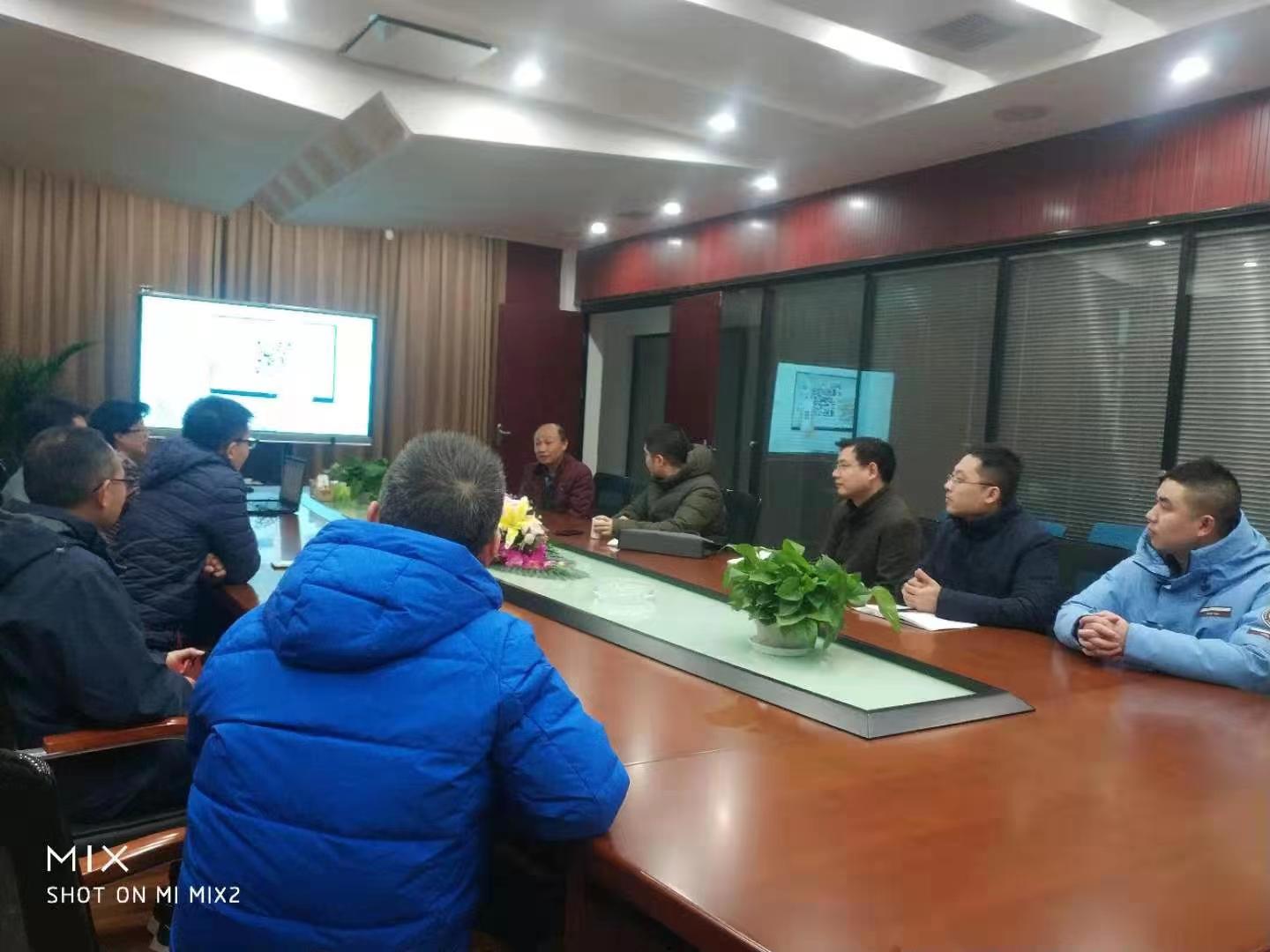 長期與華中科技大學教授及團隊合作